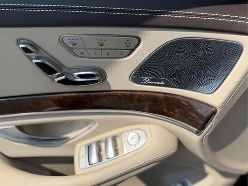 Used 2019 Mercedes-Benz S 560 4MATIC Sedan image 23