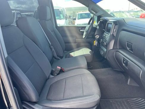 Used 2020 Chevrolet Silverado 1500 Custom Trail Boss w/ Custom Convenience Package AWD/4WD image 7