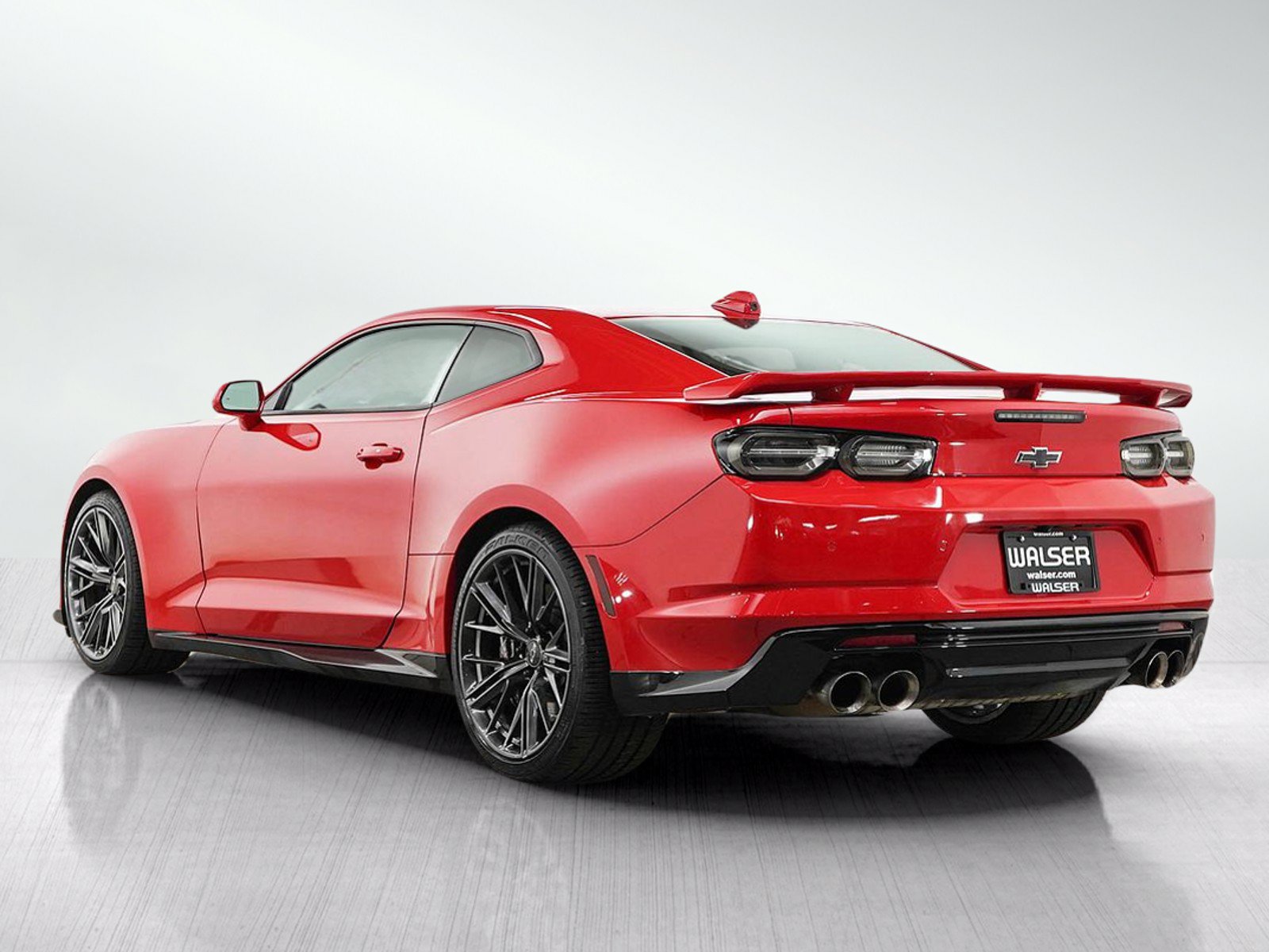 Used 2020 Chevrolet Camaro ZL1 RWD image 3
