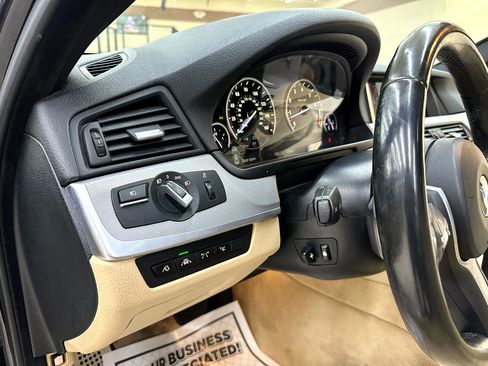 Used 2014 BMW 550i Sedan image 17