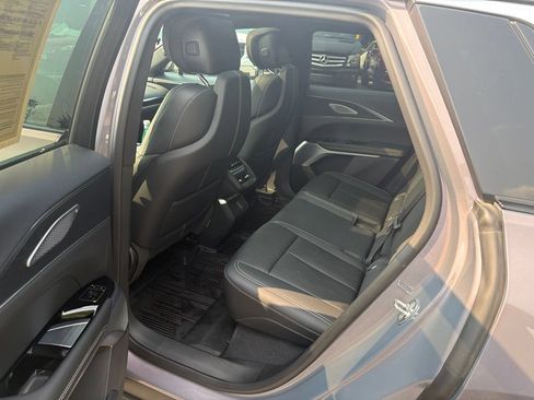 Used 2025 Cadillac Lyriq Luxury w/ LPO, Floor Liner Package AWD/4WD image 30