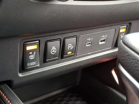 Used 2023 Nissan Frontier PRO-4X w/ Pro-4X Premium Package image 29