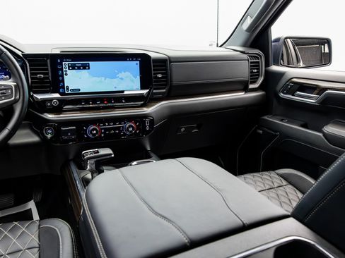 Used 2025 Chevrolet Silverado 1500 RST w/ Convenience Package II AWD/4WD image 47