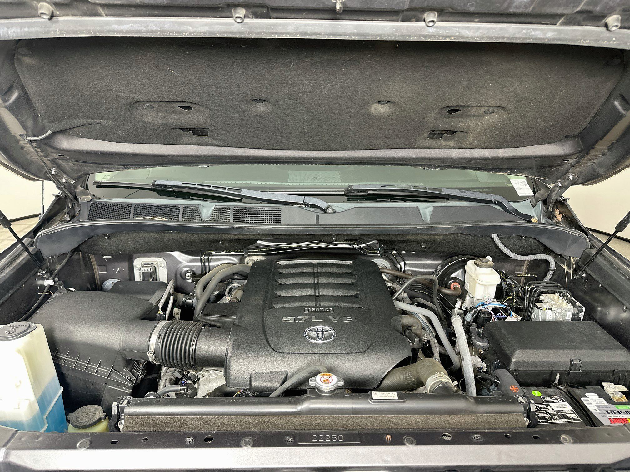 Used 2019 Toyota Tundra SR5 AWD/4WD image 32