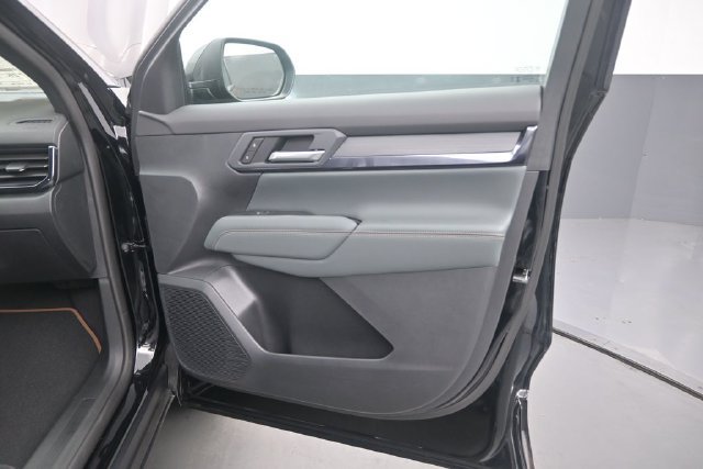 New 2026 GMC Terrain AT4 w/ LPO, Black Badging Package AWD/4WD image 20