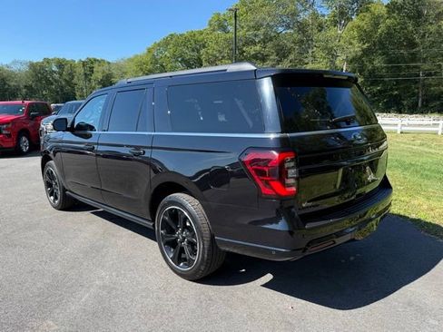 Certified 2022 Ford Expedition Max Limited image 4