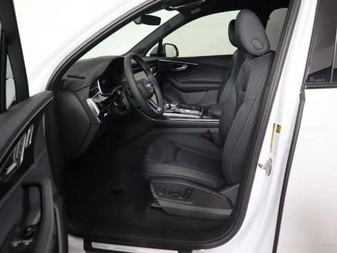 Used 2026 Audi Q7 3.0T Premium Plus image 21
