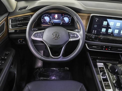 Used 2026 Volkswagen Atlas SE AWD/4WD image 37