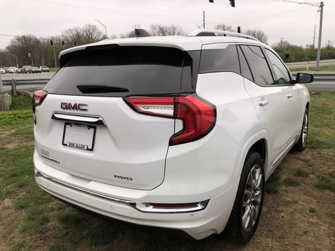 Used 2023 GMC Terrain Denali AWD/4WD image 5