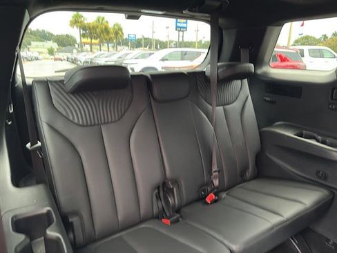 Used 2023 Hyundai Palisade Calligraphy image 12
