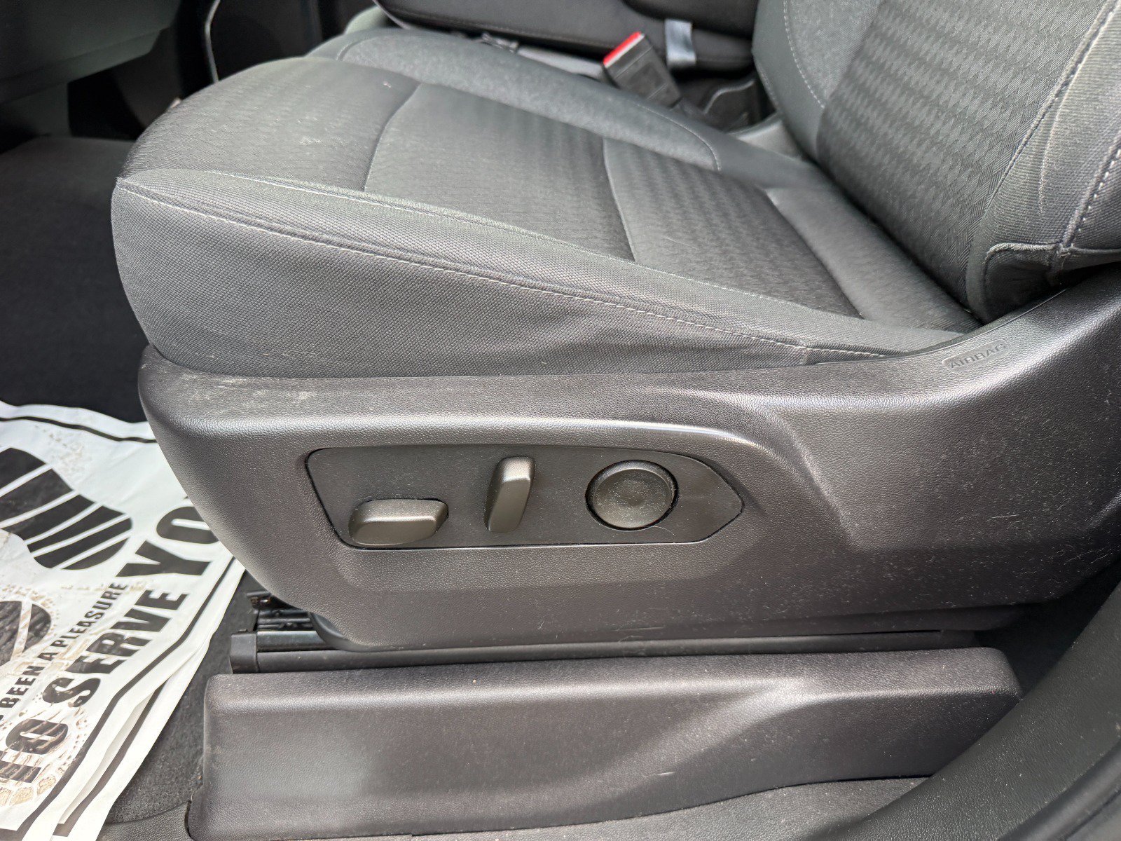 Certified 2024 Chevrolet Silverado 1500 LT AWD/4WD image 23