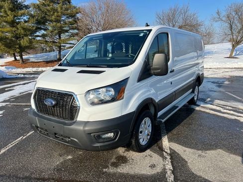 Used 2024 Ford Transit 250 Low Roof w/ Exterior Upgrade Package image 5