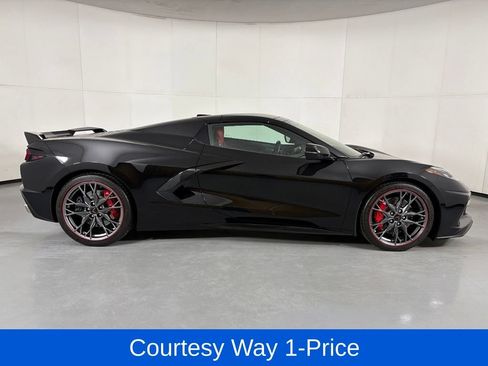 Used 2023 Chevrolet Corvette Stingray Premium Conv w/ Z51 Performance Package RWD image 12