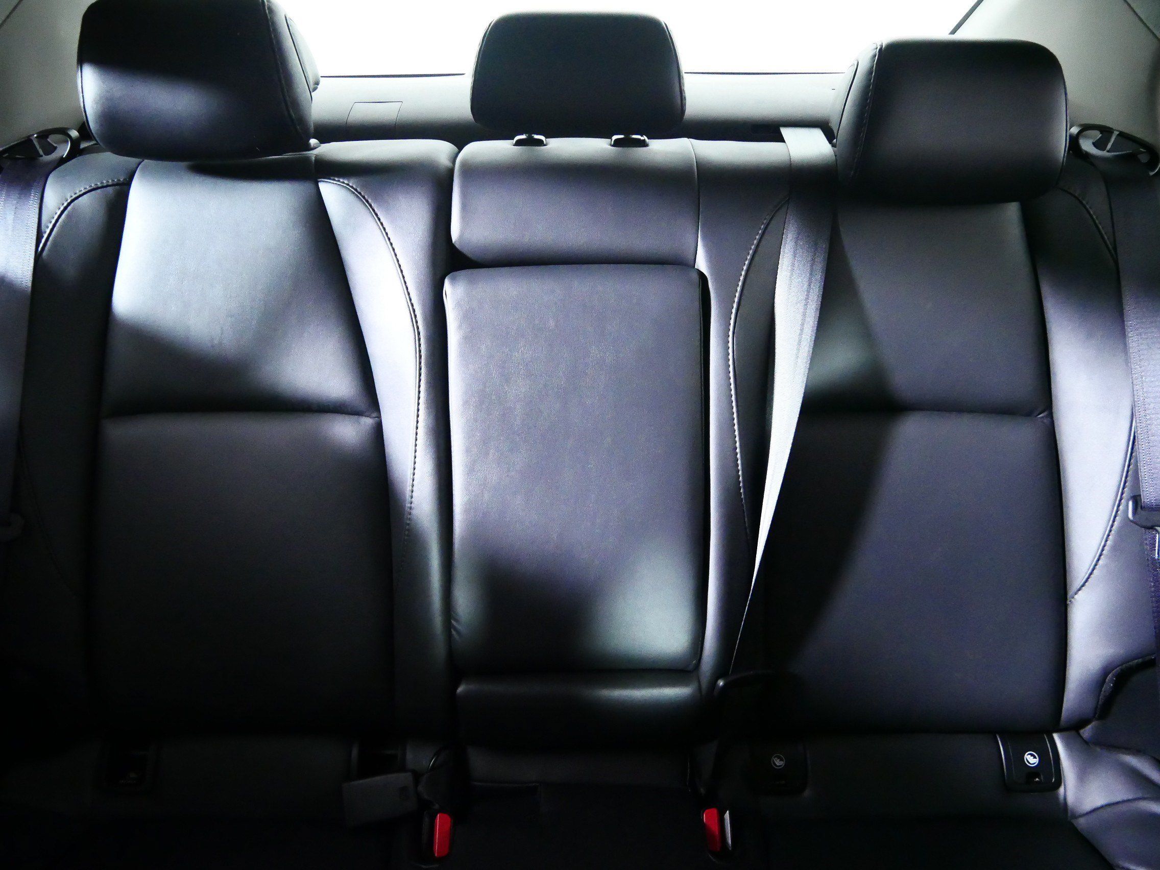 Used 2024 MAZDA MAZDA3 s FWD image 13