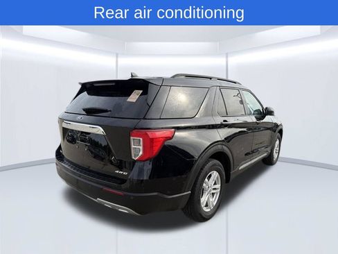 Used 2024 Ford Explorer XLT w/ Equipment Group 202A AWD/4WD image 3