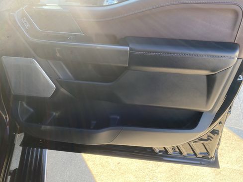 Used 2023 Ford F150 Lariat w/ Equipment Group 502A High image 16