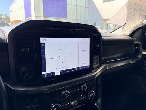 Used 2021 Ford F150 Lariat w/ Max Trailer Tow Package image 19