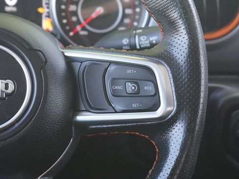 Used 2022 Jeep Gladiator Mojave w/ Cold Weather Group AWD/4WD image 17