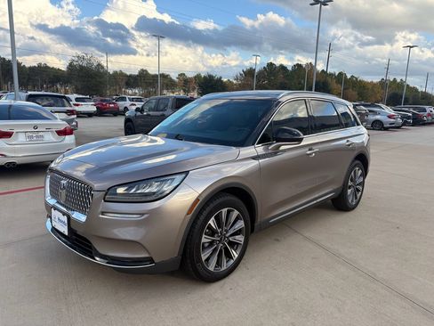 Used 2020 Lincoln Corsair Reserve w/ Elements Package image 4