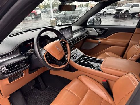Used 2020 Lincoln Aviator Black Label w/ Dynamic Handling Package AWD/4WD image 12