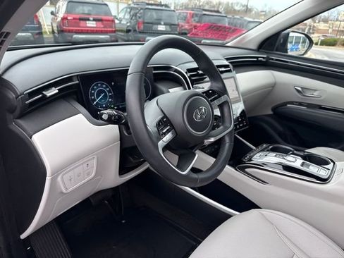 Used 2024 Hyundai Tucson Limited image 15