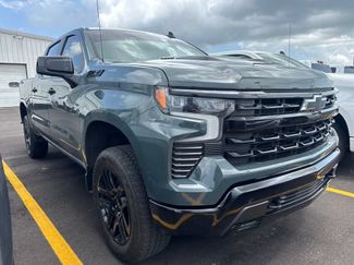 Used 2025 Chevrolet Silverado 1500 LT Trail Boss w/ Dark Appearance Package AWD/4WD video 2