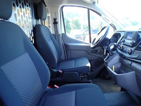Certified 2025 Ford Transit 250 Low Roof w/ Exterior Upgrade Package RWD image 12