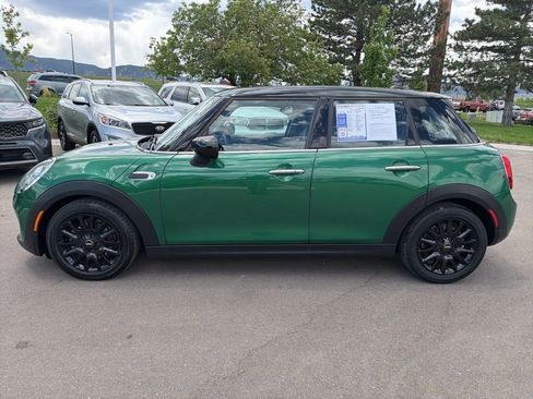 Used 2020 MINI Cooper 4-Door Hardtop FWD image 4