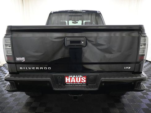 Used 2018 Chevrolet Silverado 1500 LTZ Z71 w/ Midnight Edition image 17
