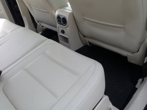 Used 2015 Volkswagen Tiguan SEL FWD image 21