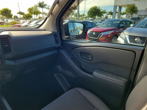 Used 2022 Nissan Frontier S w/ Technology Package image 18