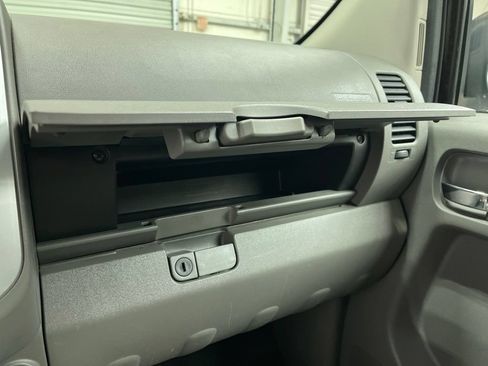 Used 2016 Nissan Frontier SV w/ SV Value Truck Package RWD image 26