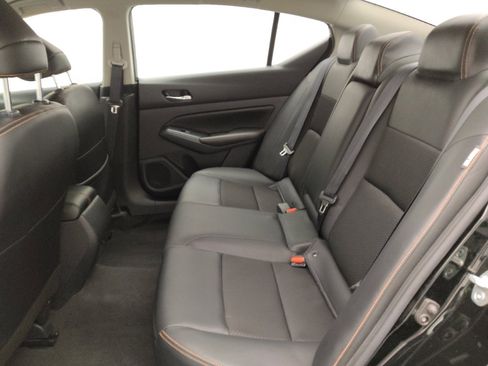 Used 2022 Nissan Altima 2.5 SR AWD/4WD image 18