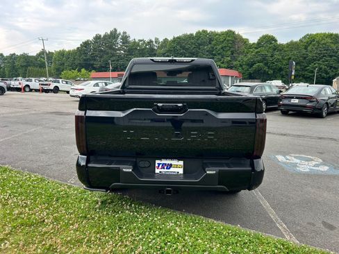 Used 2022 Toyota Tundra Platinum w/ Advanced Package AWD/4WD image 6