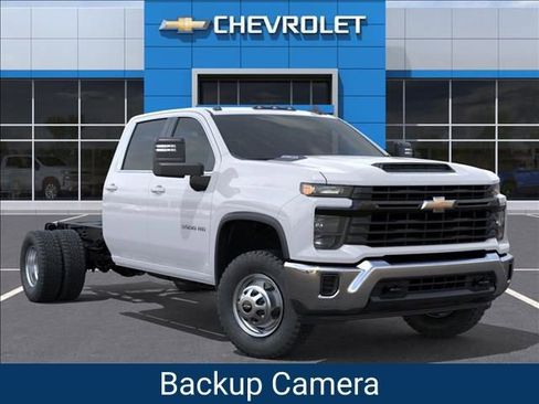 New 2026 Chevrolet Silverado 3500 W/T image 8