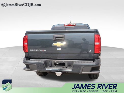 Used 2018 Chevrolet Colorado LT w/ LT Convenience Package AWD/4WD image 8