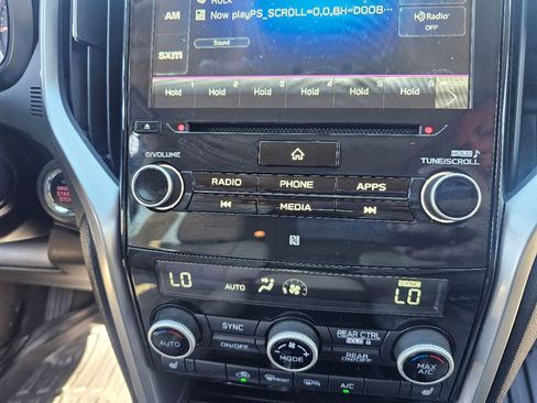 Used 2019 Subaru Ascent Premium image 8