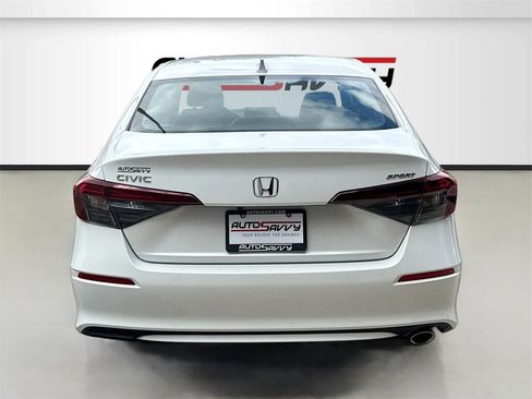 Used 2025 Honda Civic Sport image 6
