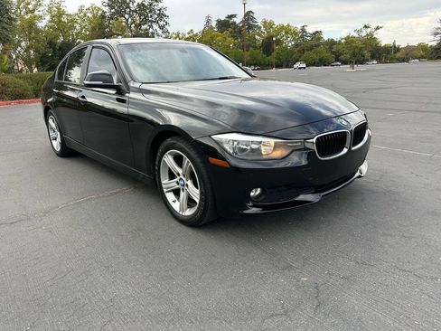 Used 2015 BMW 320i Sedan image 2