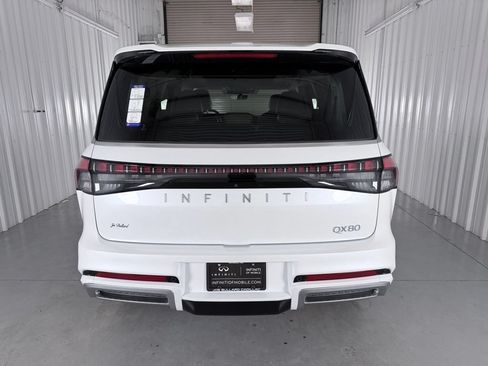 Certified 2026 INFINITI QX80 Pure w/ Cargo Package RWD image 5