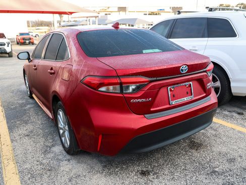 Used 2024 Toyota Corolla XLE image 10