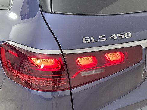 Used 2026 Mercedes-Benz GLS 450 4MATIC image 45