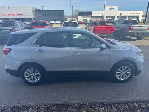 Used 2020 Chevrolet Equinox LT AWD/4WD image 7