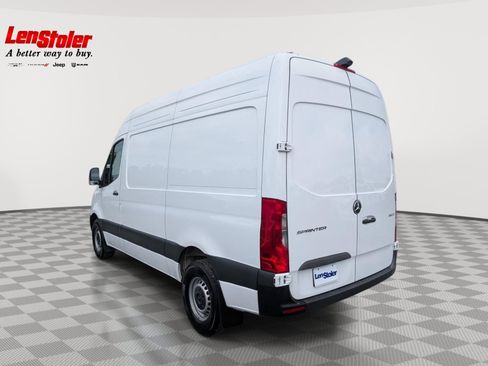 Used 2025 Mercedes-Benz Sprinter 2500 image 3