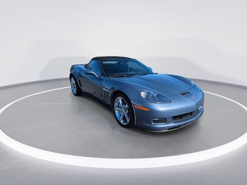 Used 2011 Chevrolet Corvette Grand Sport w/ Preferred Equipment Group RWD image 2