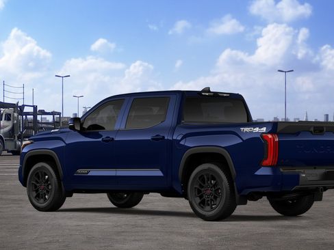 New 2026 Toyota Tundra Platinum w/ TRD Off-Road Package AWD/4WD image 28