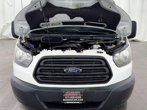 Used 2017 Ford Transit 150 XL image 3