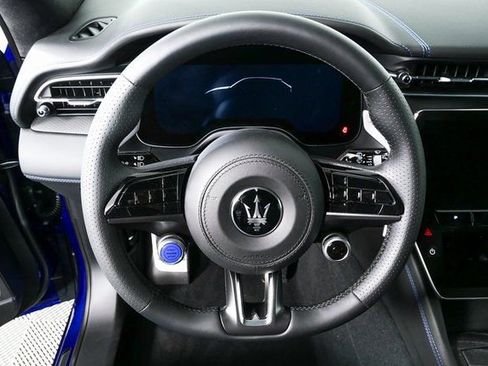 New 2026 Maserati Grecale Modena image 10