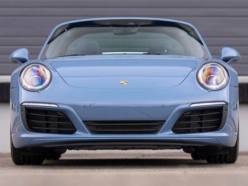 Used 2017 Porsche 911 Targa 4S AWD/4WD image 4