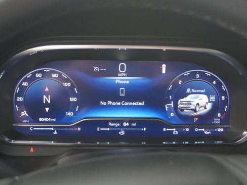 Used 2024 Chevrolet Suburban LT AWD/4WD image 43